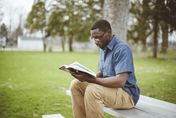How to Read the Bible Without Getting Bored